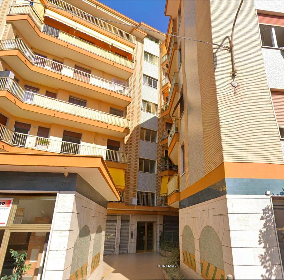 La Casa Della Posta Appartement Vallecrosia Buitenkant foto